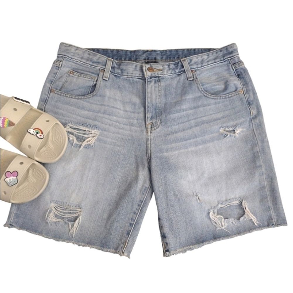 Mossimo Light‎ Distressed High Rise Ripped Bermuda Jean Shorts SZ 12